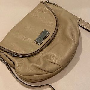 Marc Jacobs Medium Cross Body Bag Tan